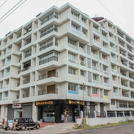 Oyo Home 9787 2Bhk Green View Miramar Beach